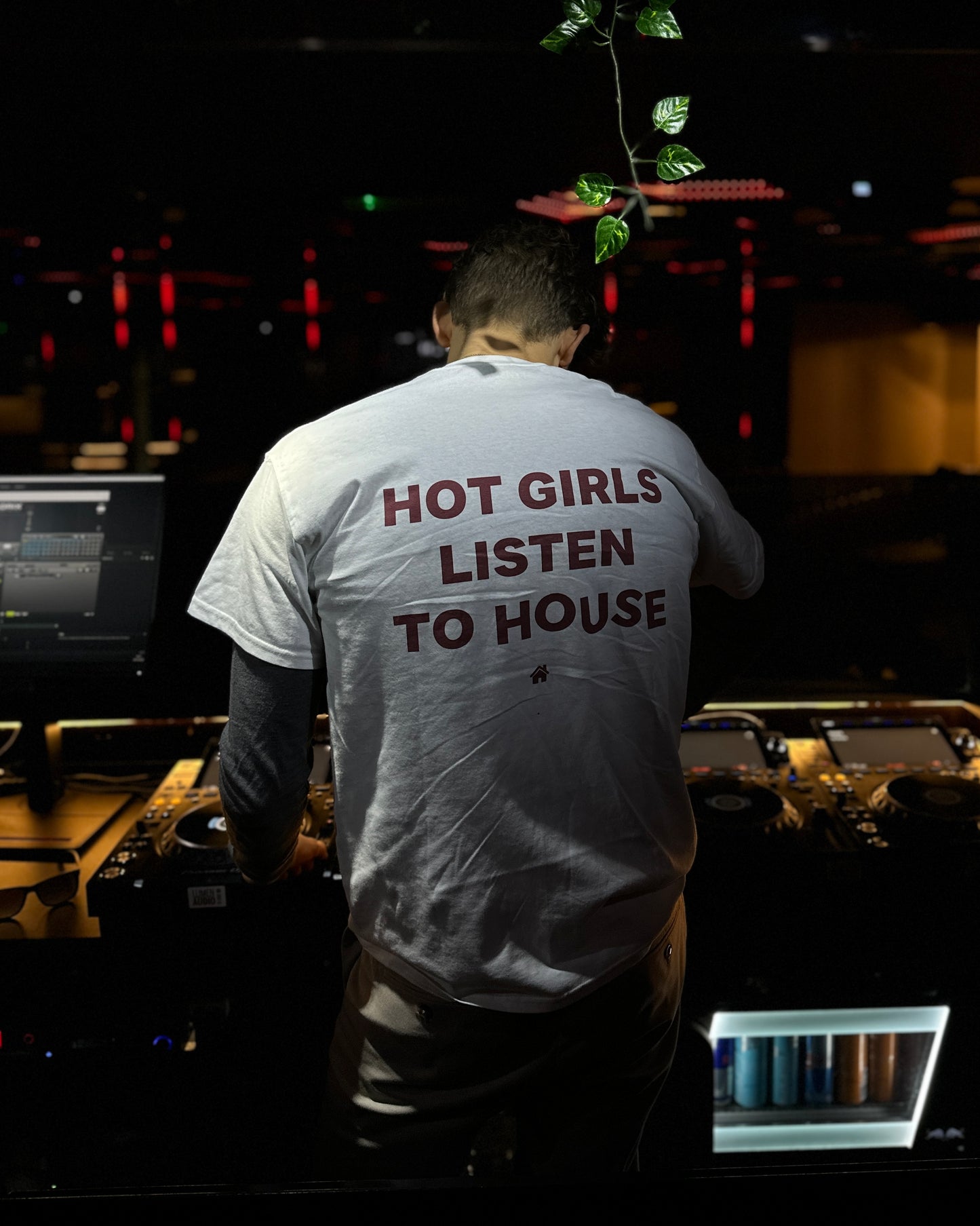 hot girls listen to house t-shirt white. By FRASED dj picture. Unisex heavy cotton tee with a crew neckline and graphic screen print, made from 100% cotton, featuring a classic fit and tear-away label for comfort.