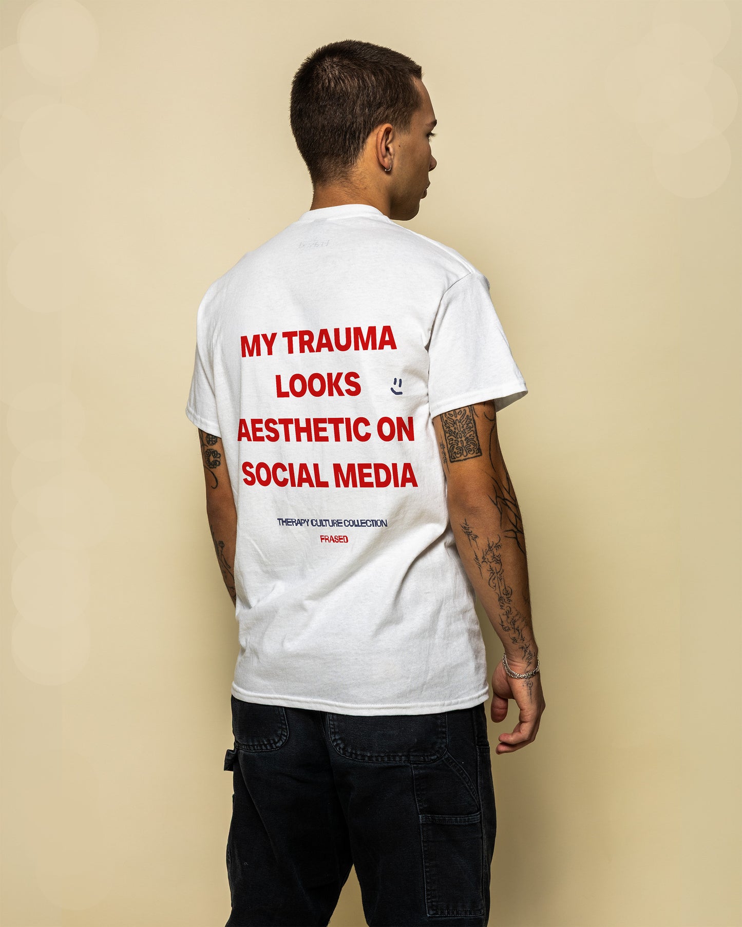 MY TRAUMA LOOKS AESTHETIC ON SOCIAL MEDIA