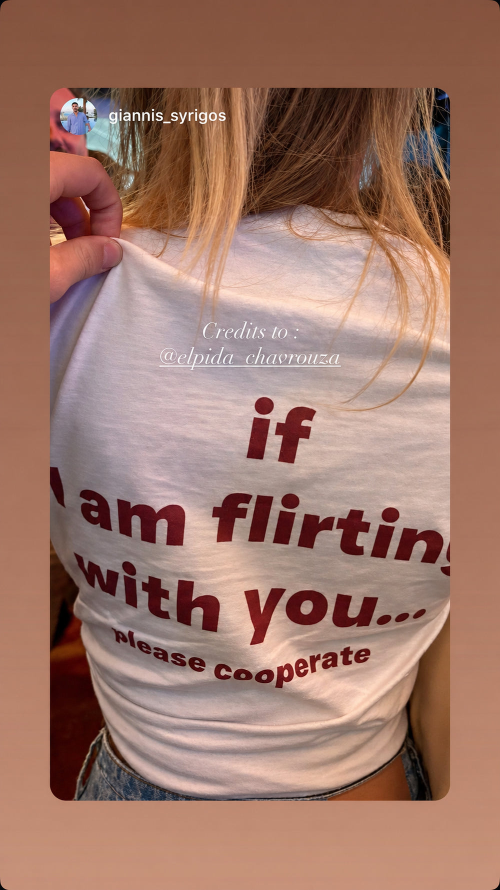 Nærbillede af hvid IF I AM FLIRTING WITH YOU... PLEASE COOPERATE T-shirt på en person.